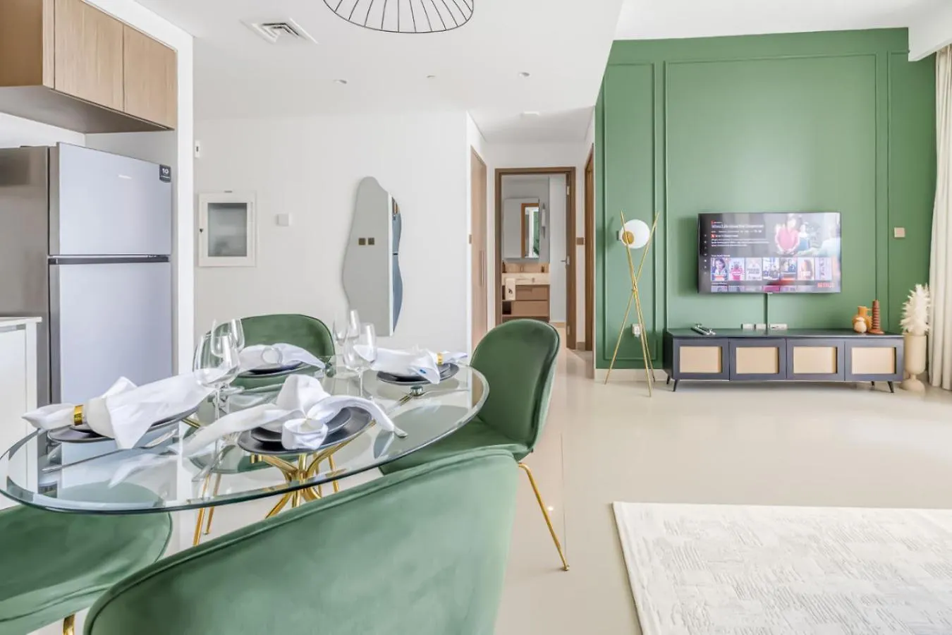 Apartment Large 1Br With Gym And Pool In Iconic Tower