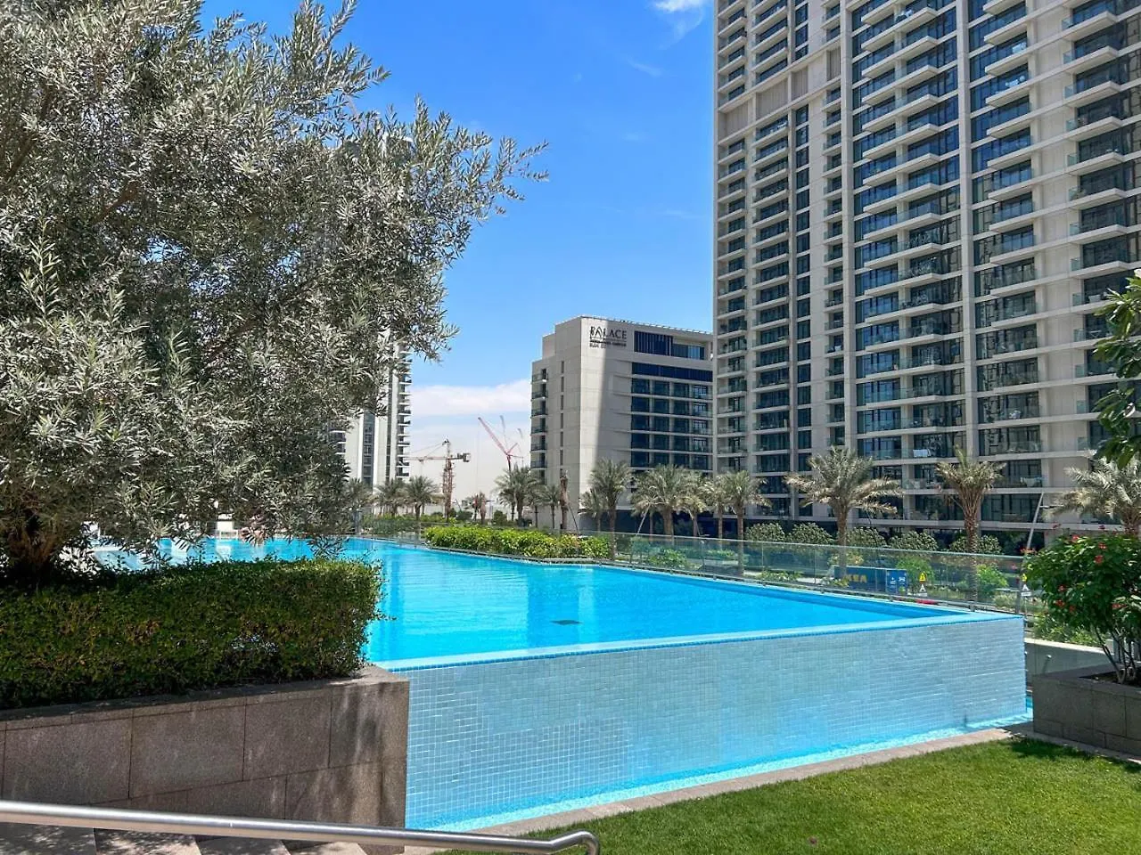 Apartment Large 1Br With Gym And Pool In Iconic Tower