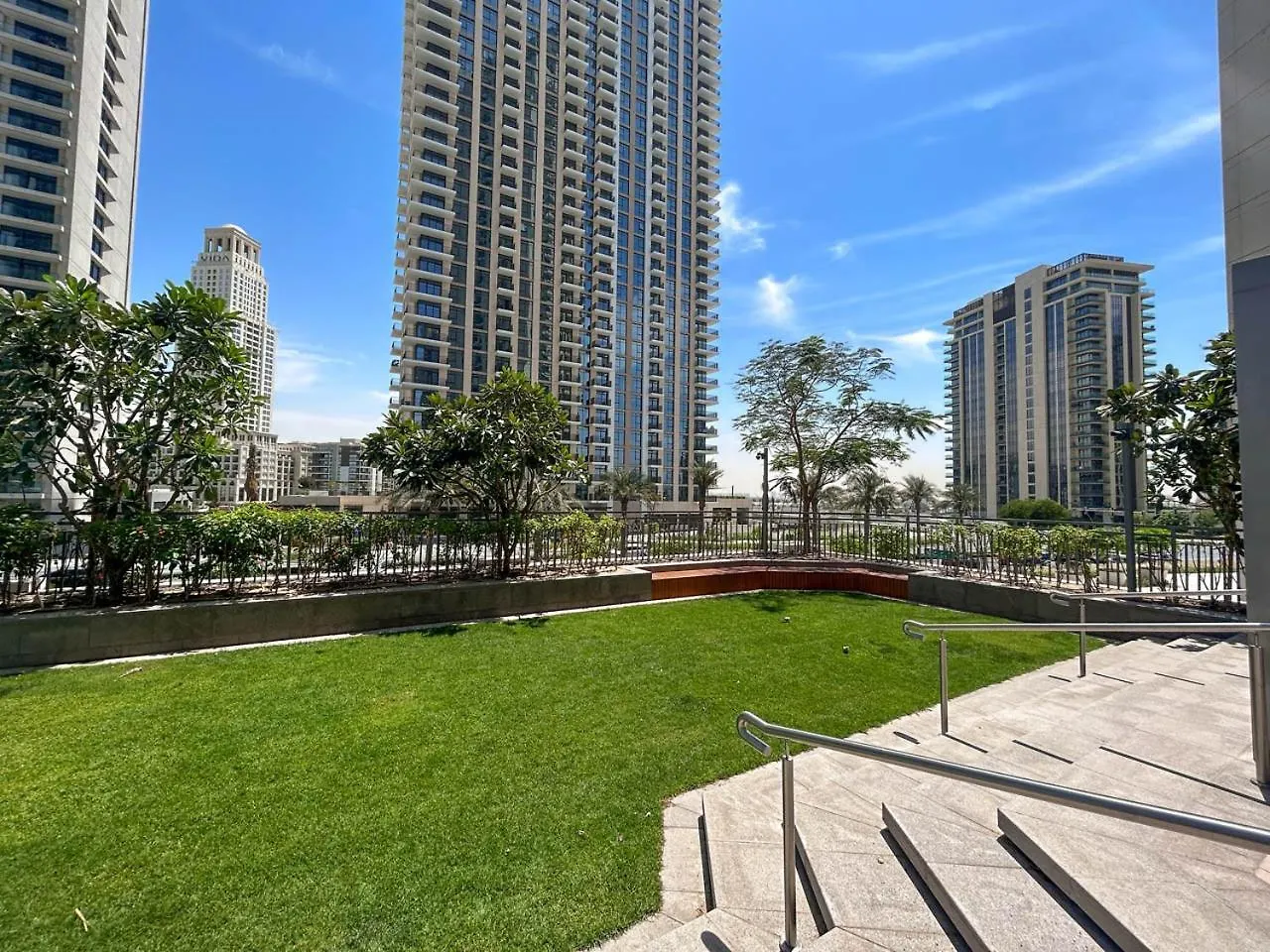 Large 1Br With Gym And Pool In Iconic Tower