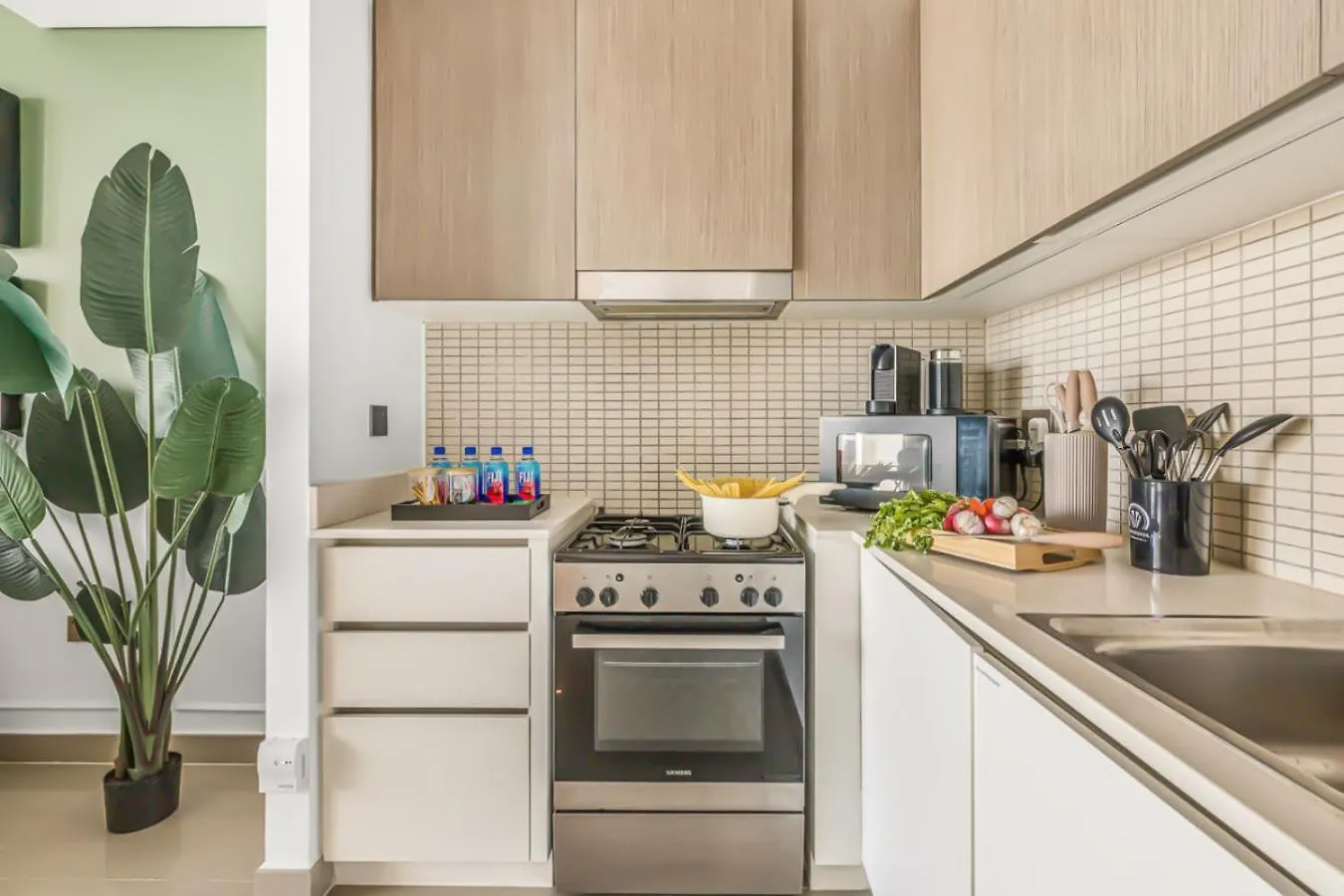 Apartment Large 1Br With Gym And Pool In Iconic Tower